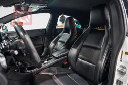 مێرسێدس بێنز CLA